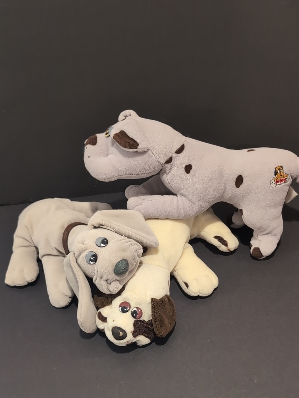 Vintage Pound Puppies Yuppies Lot Of 3 Cream And Grey 13"